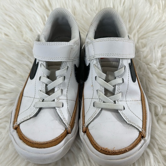 Nike Other - NIKE KIDS SIZE 11